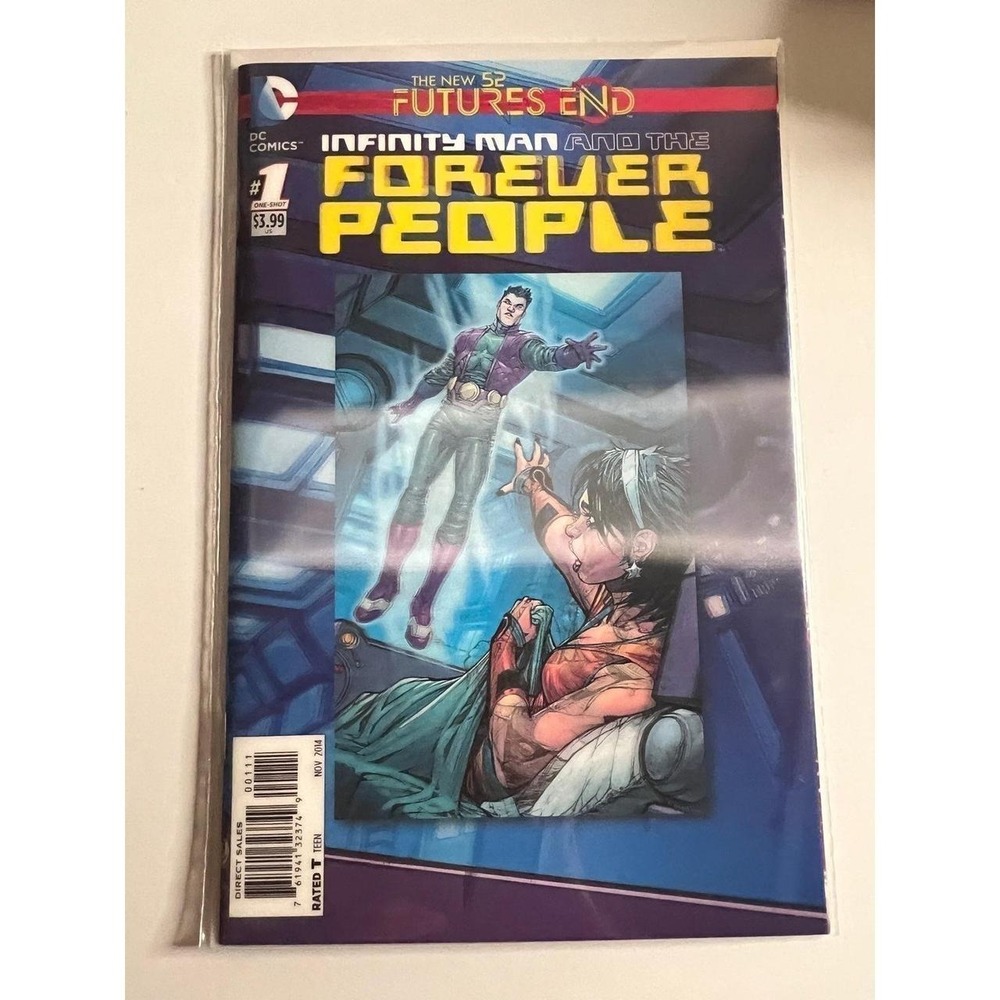 DC Comics INFINITY MAN AND THE FOREVER PEOPLE: FUTURES END Volume 1